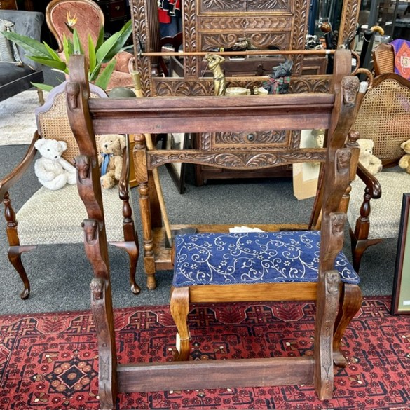 Antique Gun Rack 1